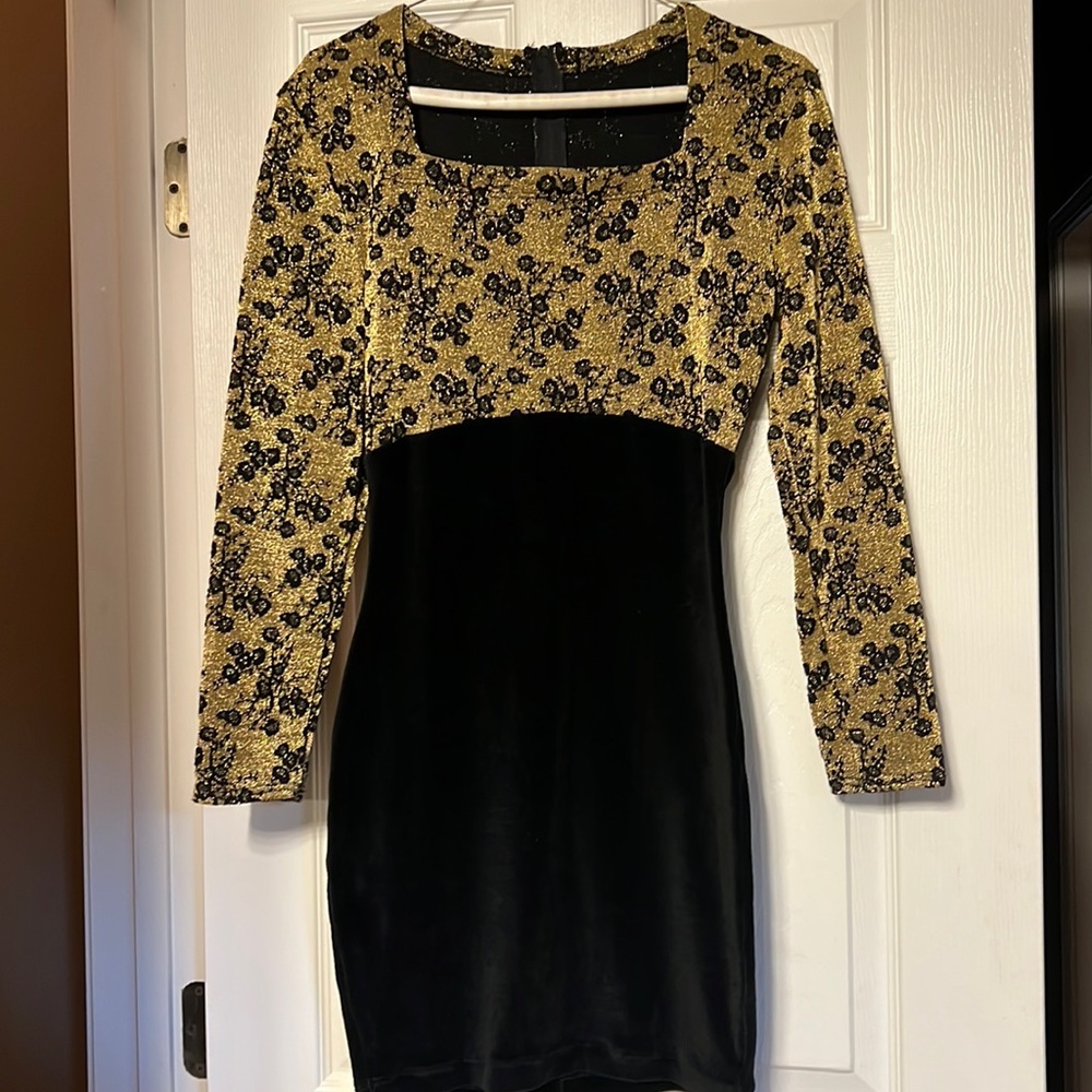 Black tie - Party - After 5 Evening attire - Holiday Dress.  Make a statement!